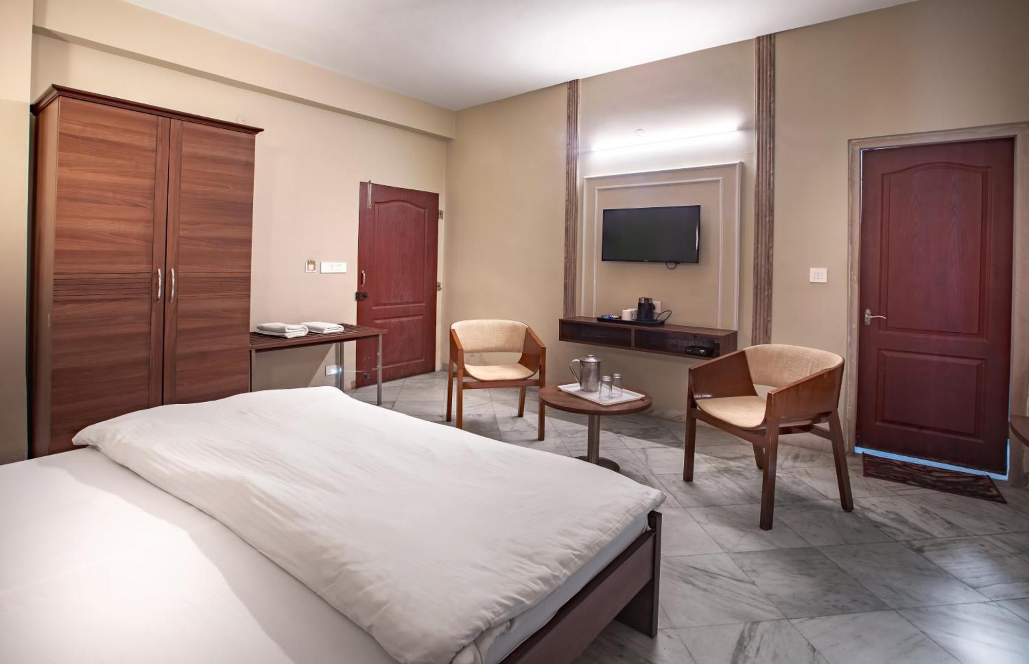 Hotel Bhakti Dhama Vrindāvan Buitenkant foto